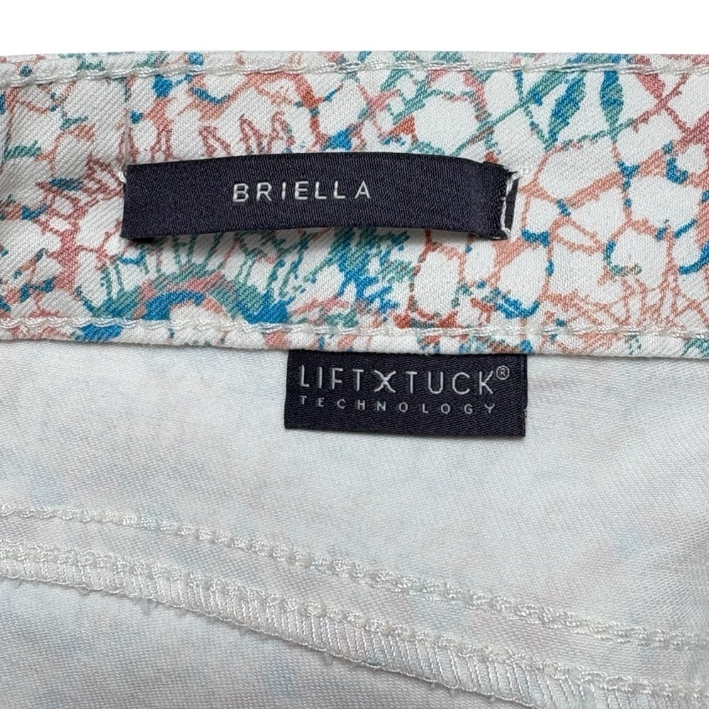 NYDJ Briella Denim Bermuda Shorts Sz 22W Dreamcatcher Print Lift Tuck 5 Pocket - Picture 9 of 13
